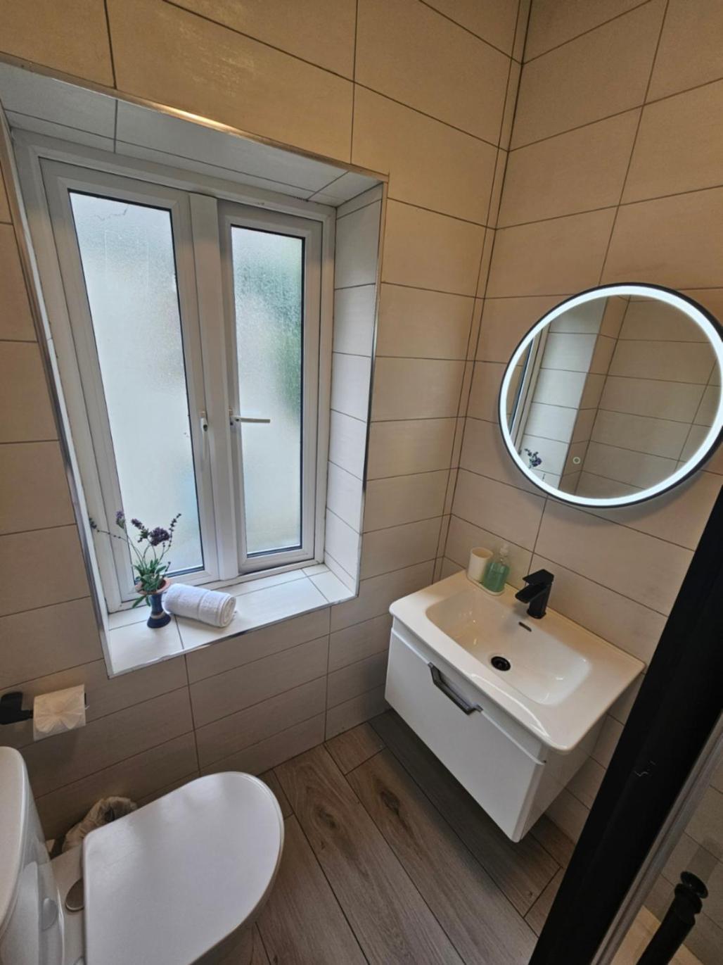 Ferienwohnung 3 Eyre Square Lane Galway Exterior foto